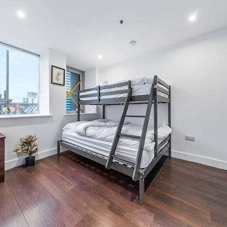 Sleep 7 20 Mins From London Waterloo Bp65公寓 外观 照片